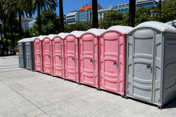 Best Deluxe Portable Toilet Rental  in Marietta, OH
